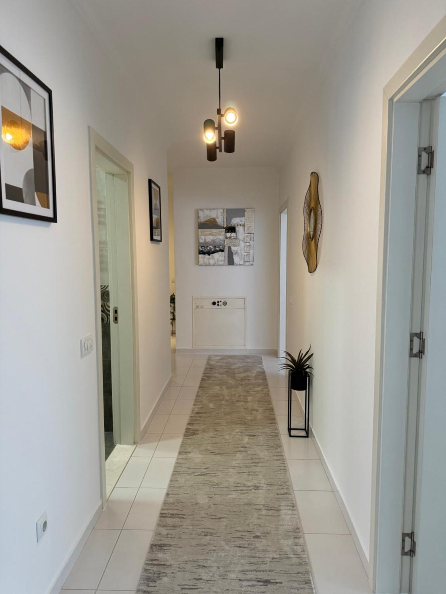 דירות פרישטינה Penthouse Exclusive מראה חיצוני תמונה