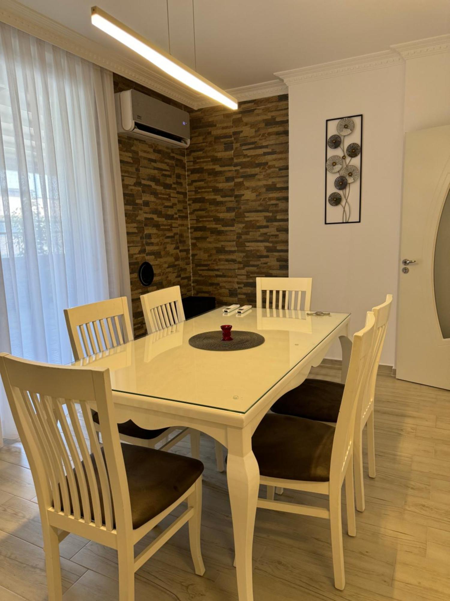 דירות פרישטינה Penthouse Exclusive מראה חיצוני תמונה